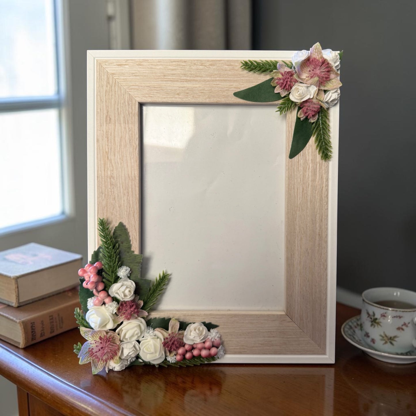 Artificial Flower Photo Frame 006