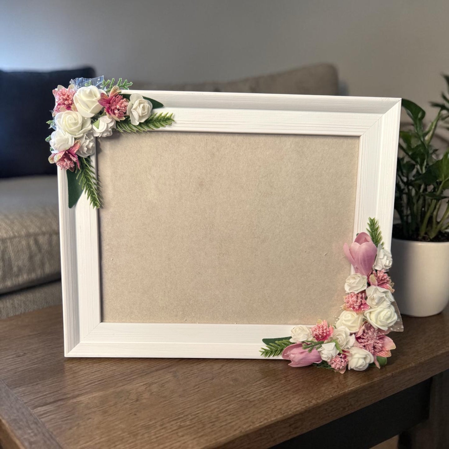 Artificial Flower Photo Frame 014