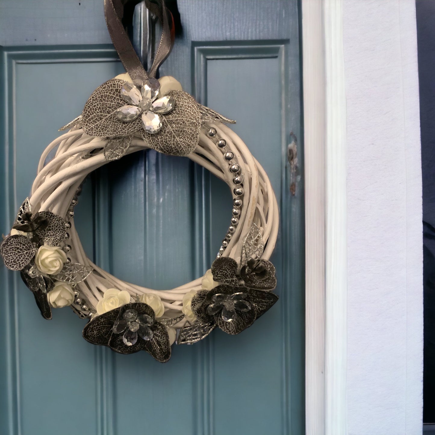 Christmas Wreath - Black and White