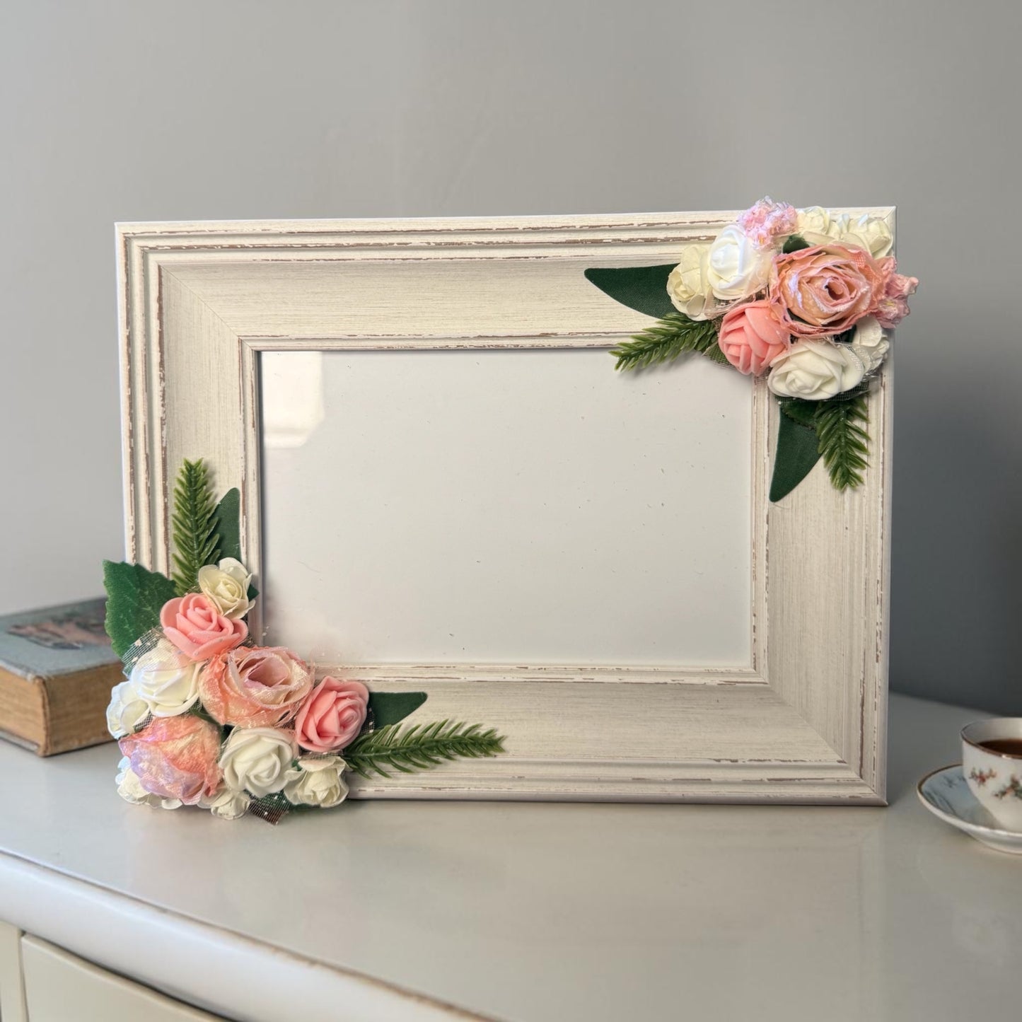 Artificial Flower Photo Frame 004