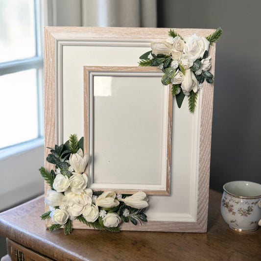 Artificial Flower Photo Frame 010