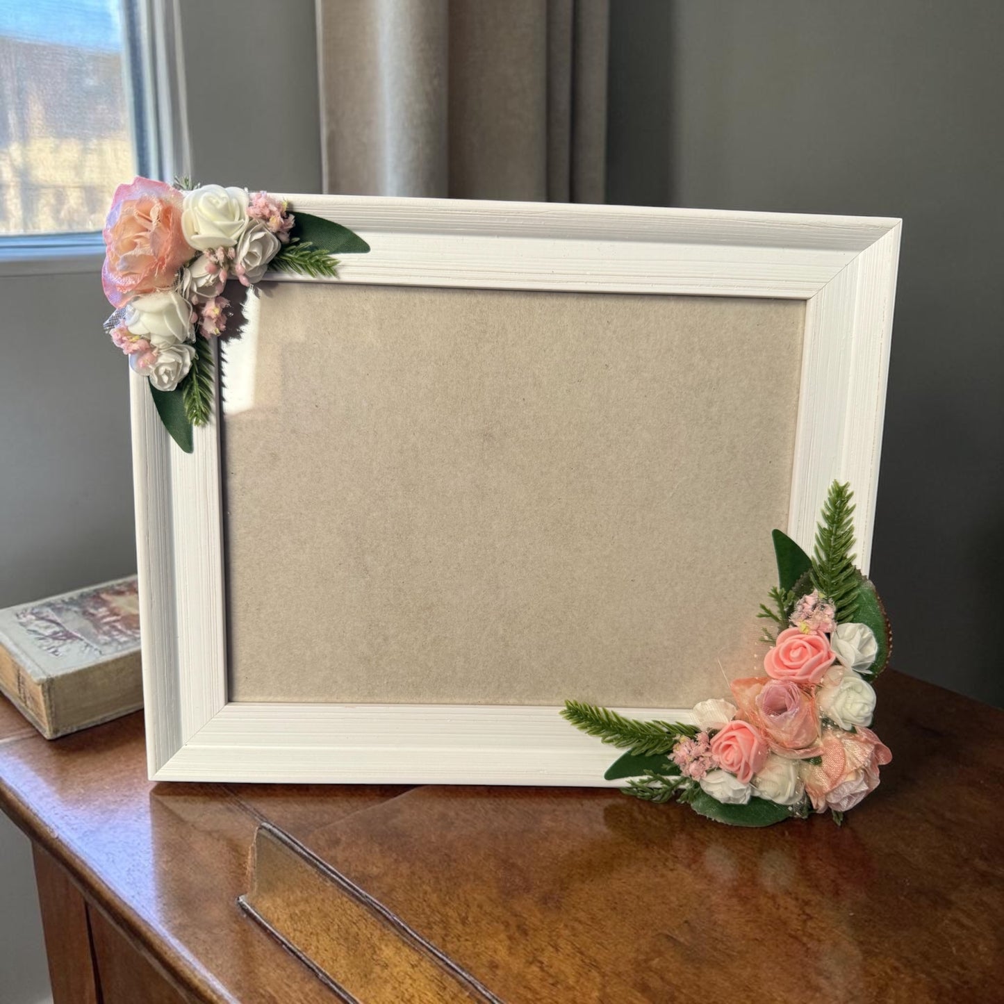 Artificial Flower Photo Frame 008