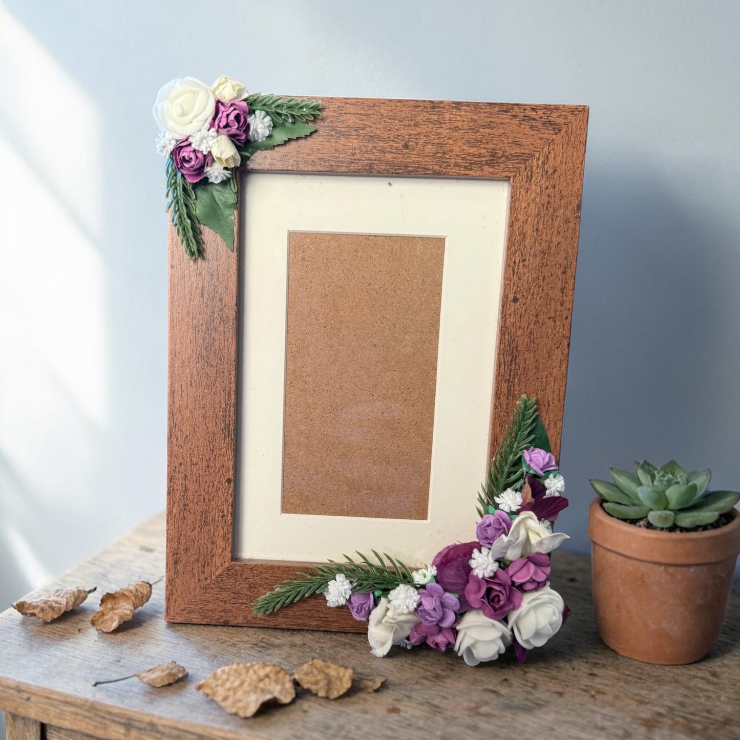 Artificial Flower Photo Frame 013