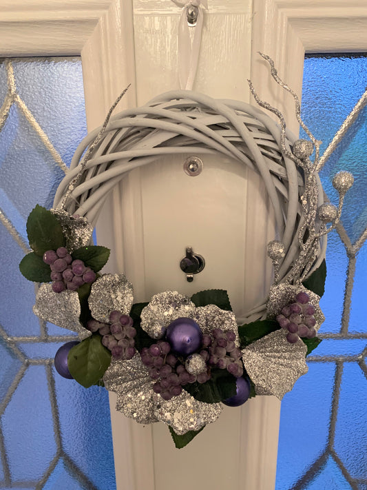 Christmas Wreath - Purple Grapes